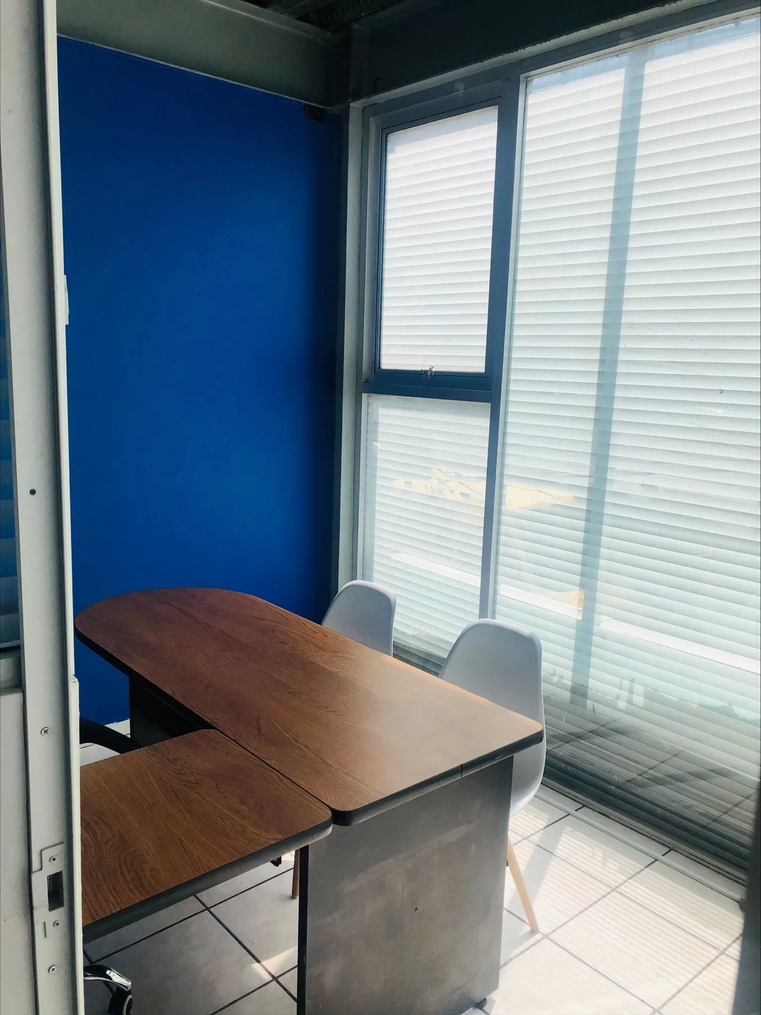 CEVAM TE OFRECE UNA OFICIN